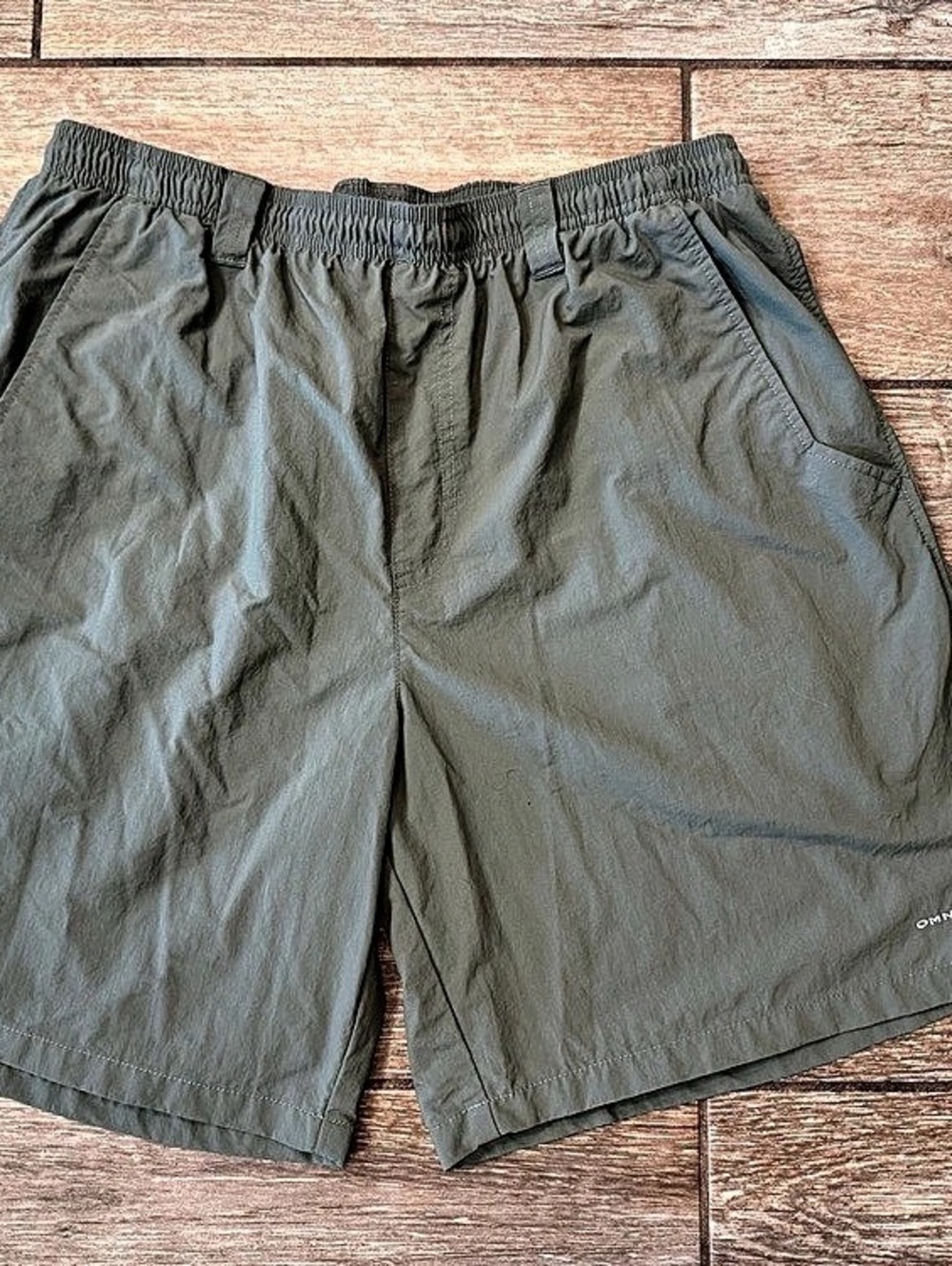 Columbia Men's PFG Bahama II Shorts Green Hybrid Shorts Size Large
